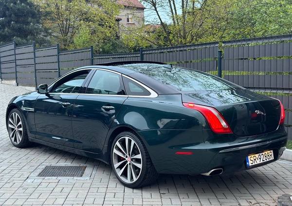 Jaguar XJ cena 72900 przebieg: 201000, rok produkcji 2012 z Poniatowa małe 121